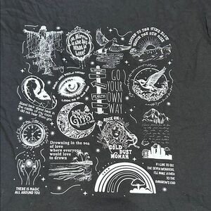 Stevie Nicks and Fleetwood Mac Lyrics Illustrated Tee